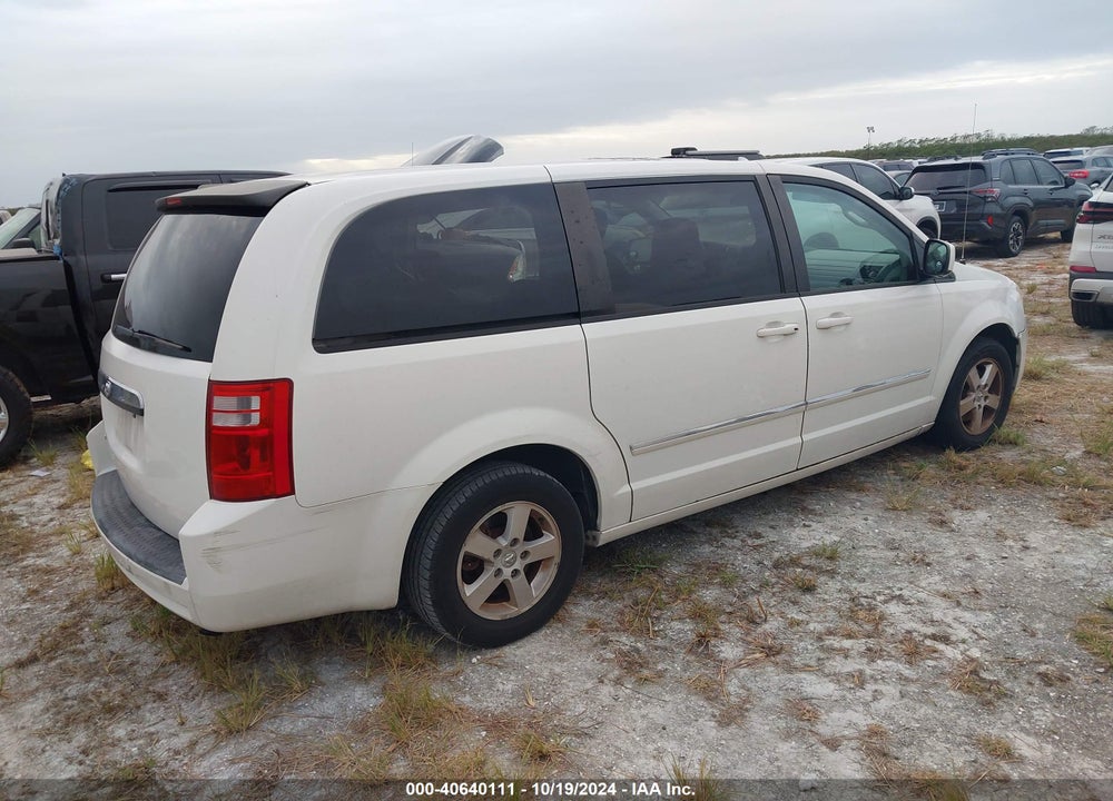 2008 DODGE GRAND CARAVAN SXT VIN: 2D8HN54P68R108246