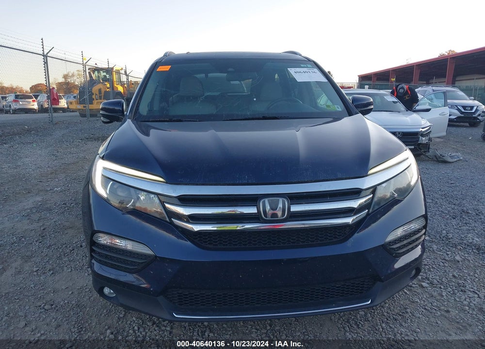 2017 HONDA PILOT TOURING VIN: 5FNYF6H9XHB035164