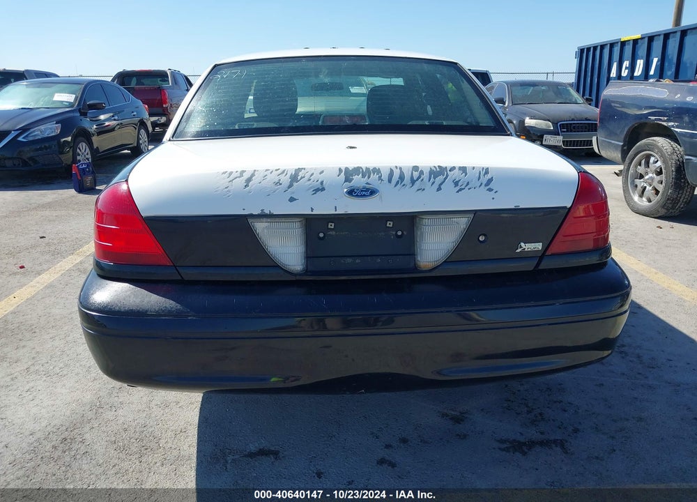 2011 FORD CROWN VICTORIA POLICE INTERCEPTOR VIN: 2FABP7BV9BX102171