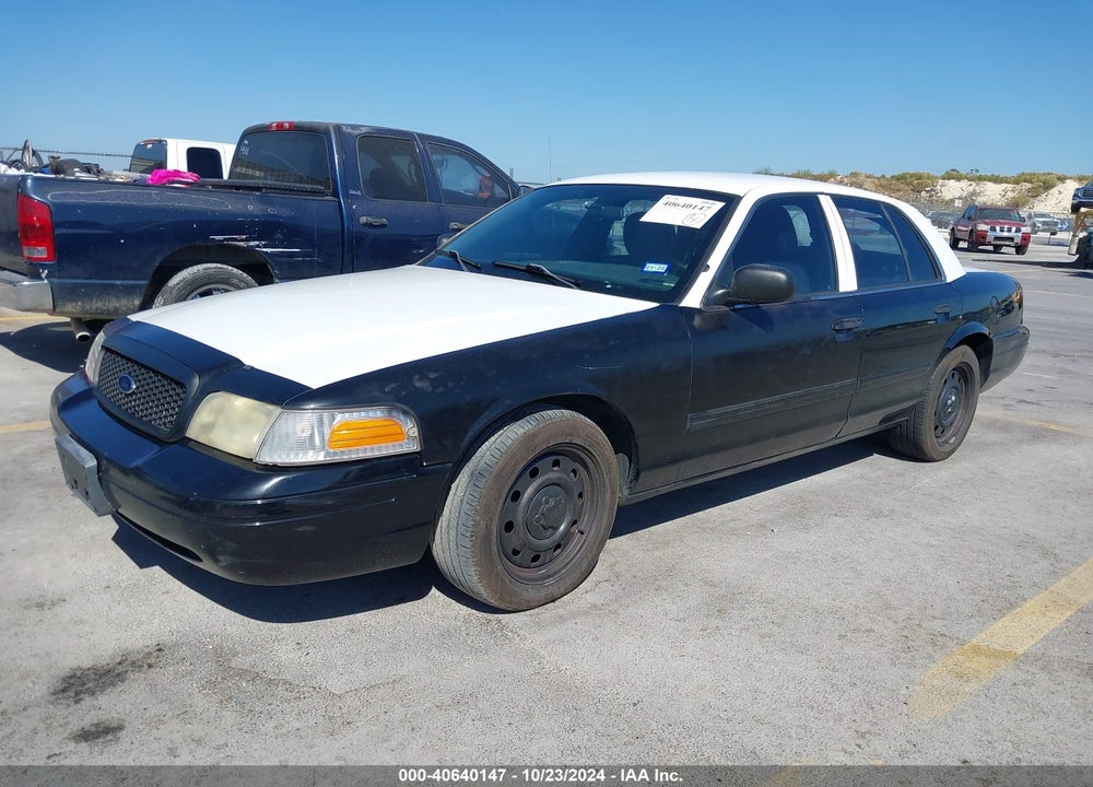 2011 FORD CROWN VICTORIA POLICE INTERCEPTOR VIN: 2FABP7BV9BX102171