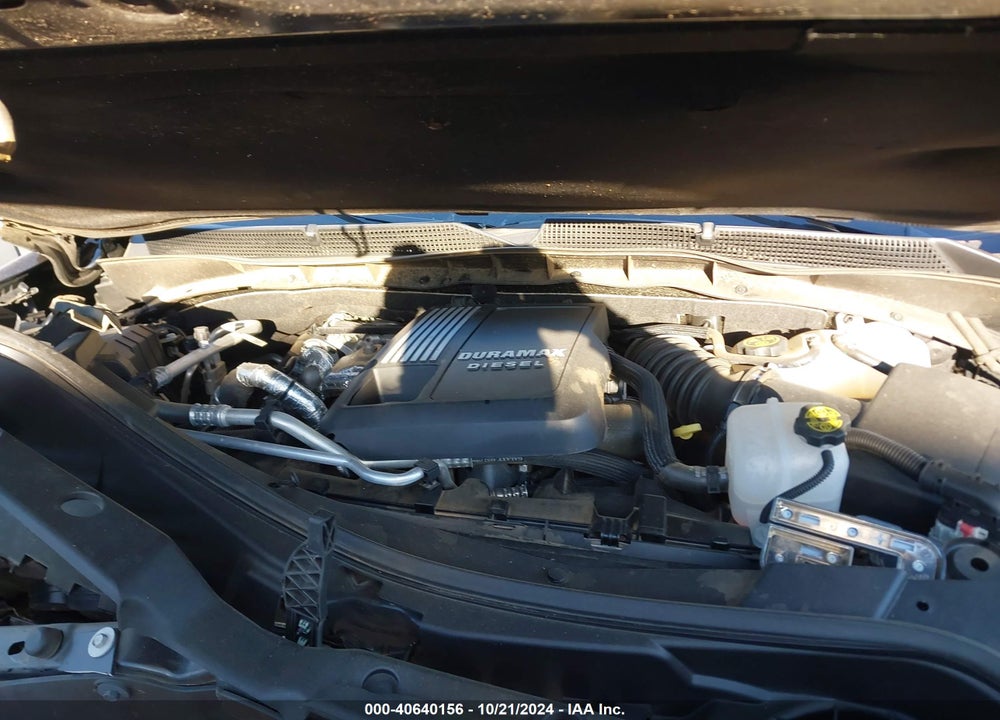 2022 GMC YUKON XL 4WD SLT VIN: 1GKS2GKT5NR348127