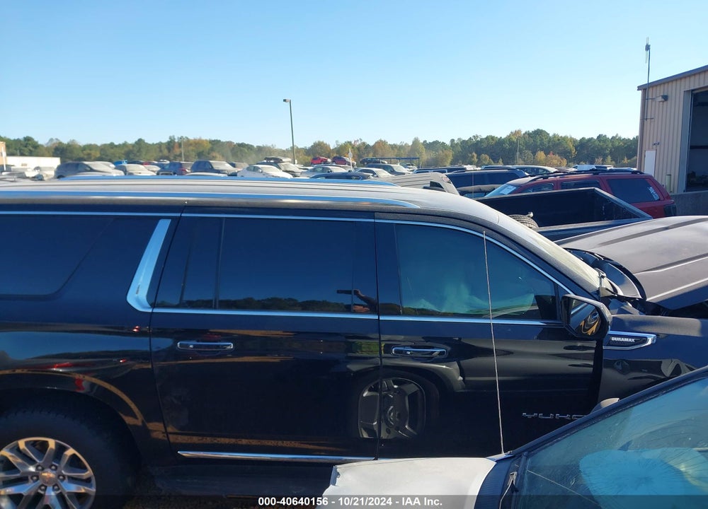 2022 GMC YUKON XL 4WD SLT VIN: 1GKS2GKT5NR348127