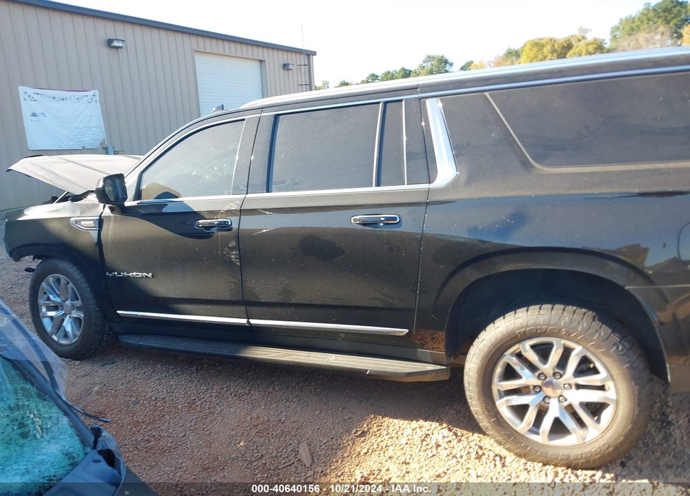 2022 GMC YUKON XL 4WD SLT VIN: 1GKS2GKT5NR348127