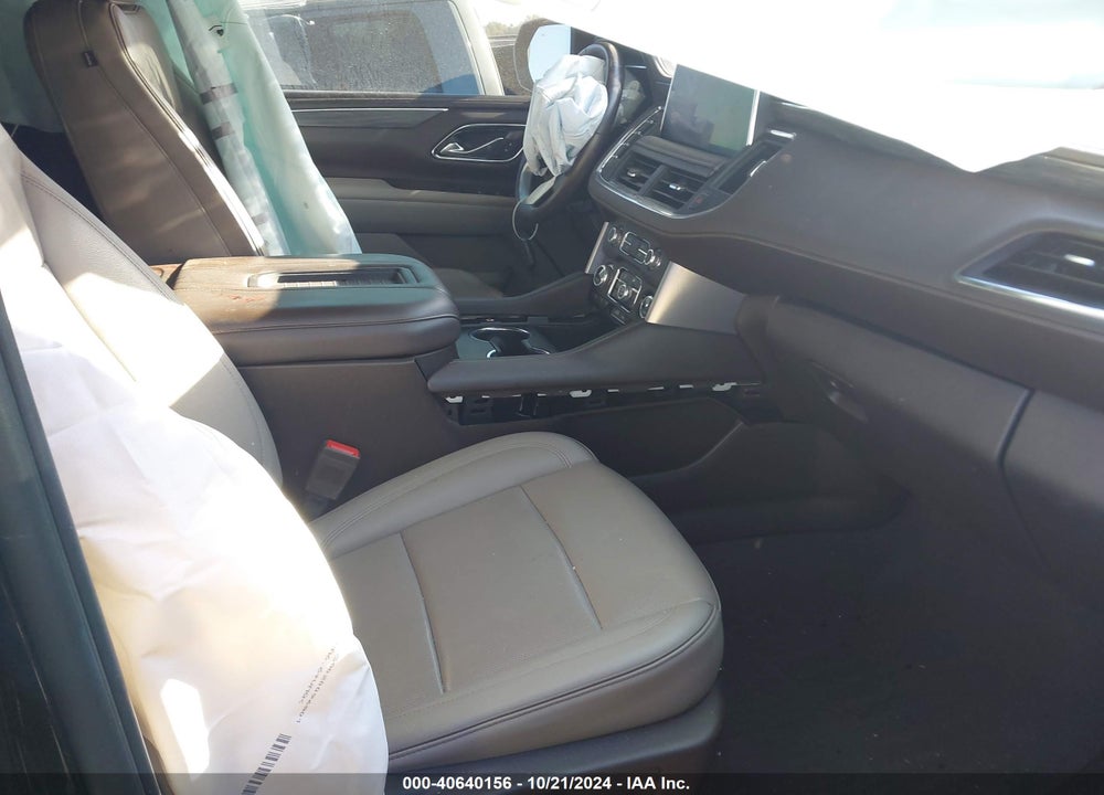 2022 GMC YUKON XL 4WD SLT VIN: 1GKS2GKT5NR348127