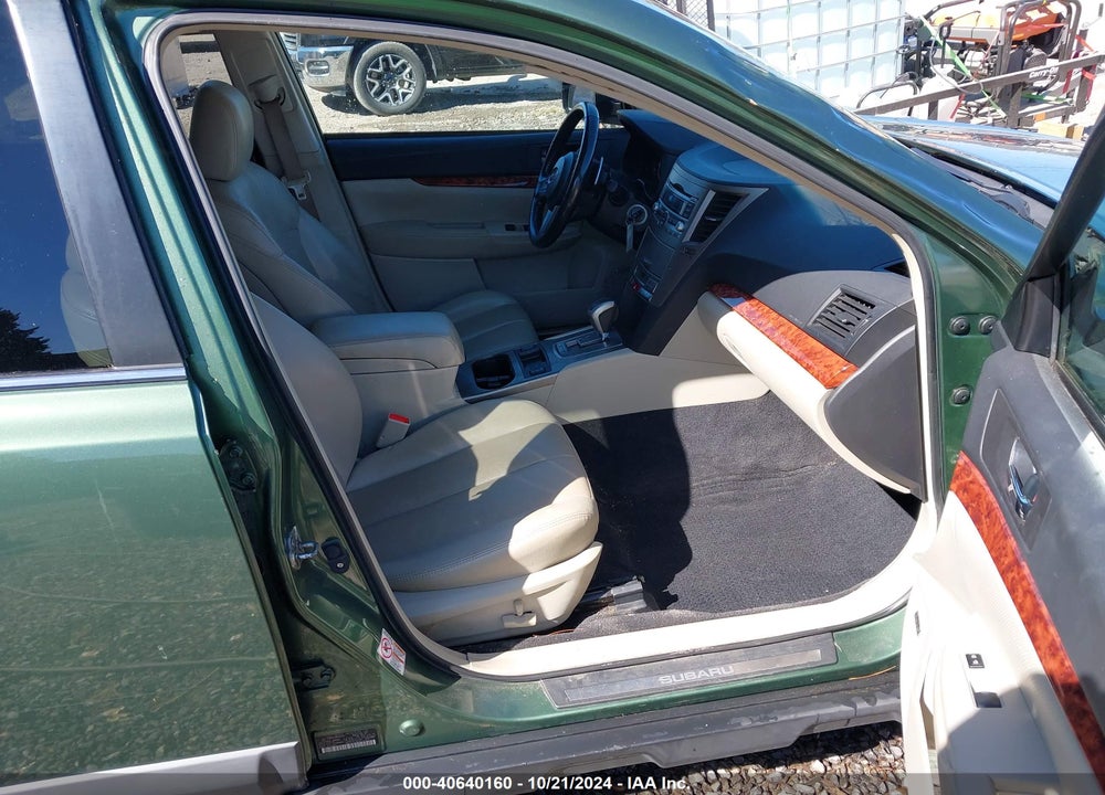 2011 SUBARU OUTBACK 2.5I LIMITED VIN: 4S4BRCKCXB3354029