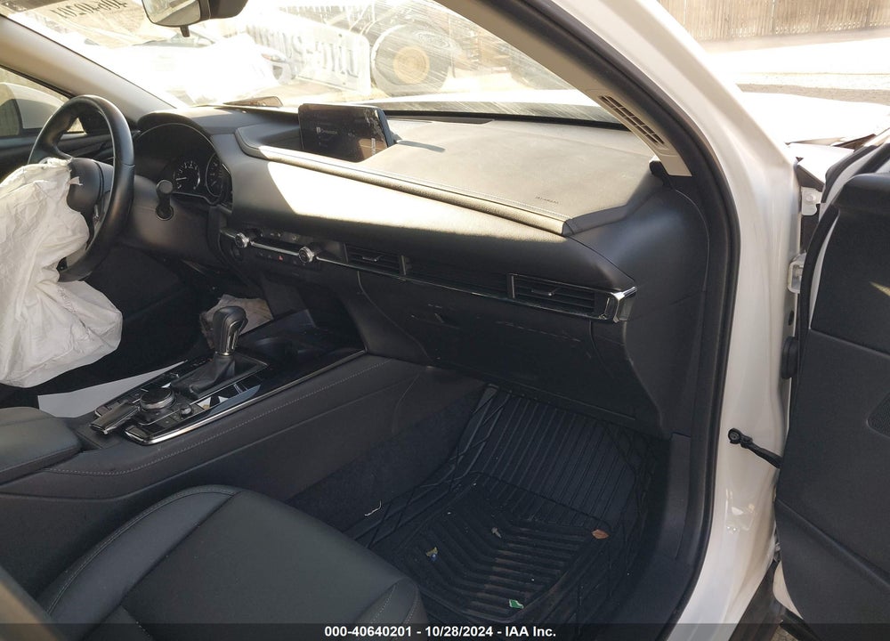 2023 MAZDA CX-30 2.5 S PREFERRED VIN: 3MVDMBCM5PM589309
