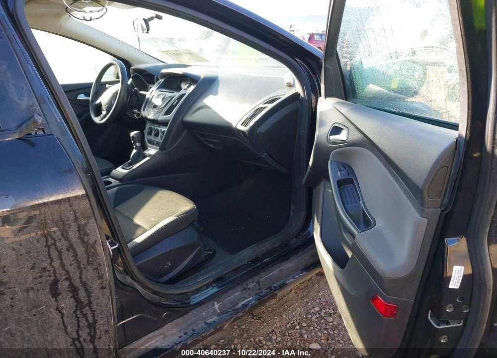 2013 FORD FOCUS SE VIN: 1FADP3K23DL308027