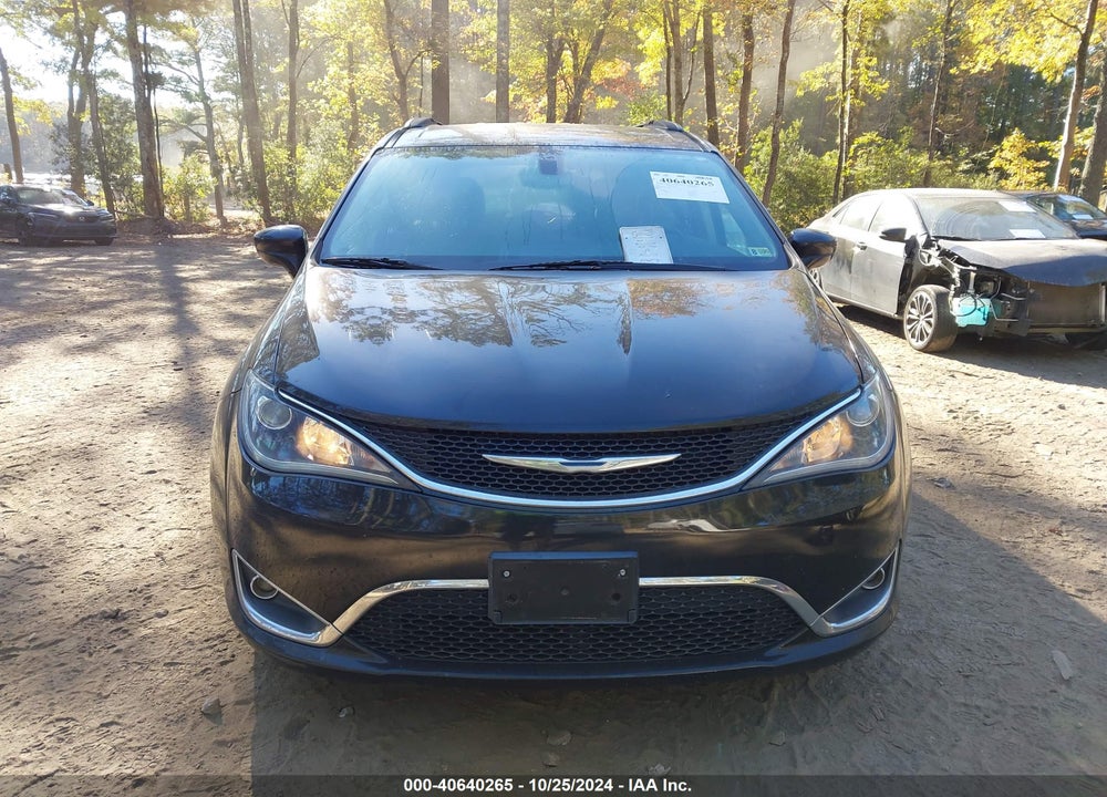 2017 CHRYSLER PACIFICA TOURING L VIN: 2C4RC1BG8HR788025