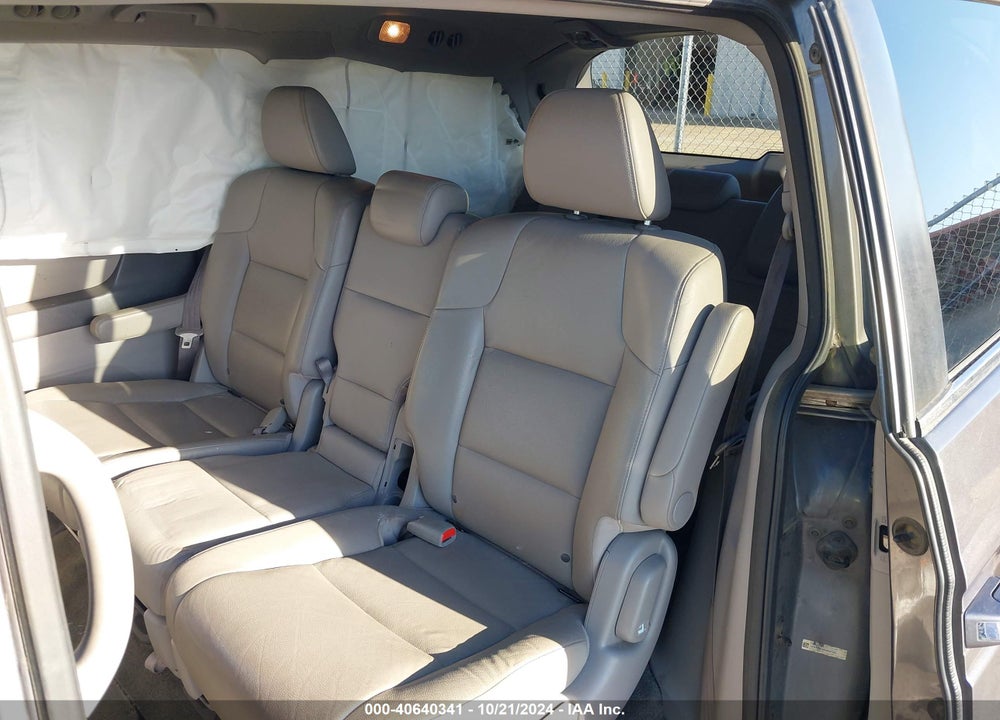 2016 HONDA ODYSSEY EX-L VIN: 5FNRL5H62GB047983