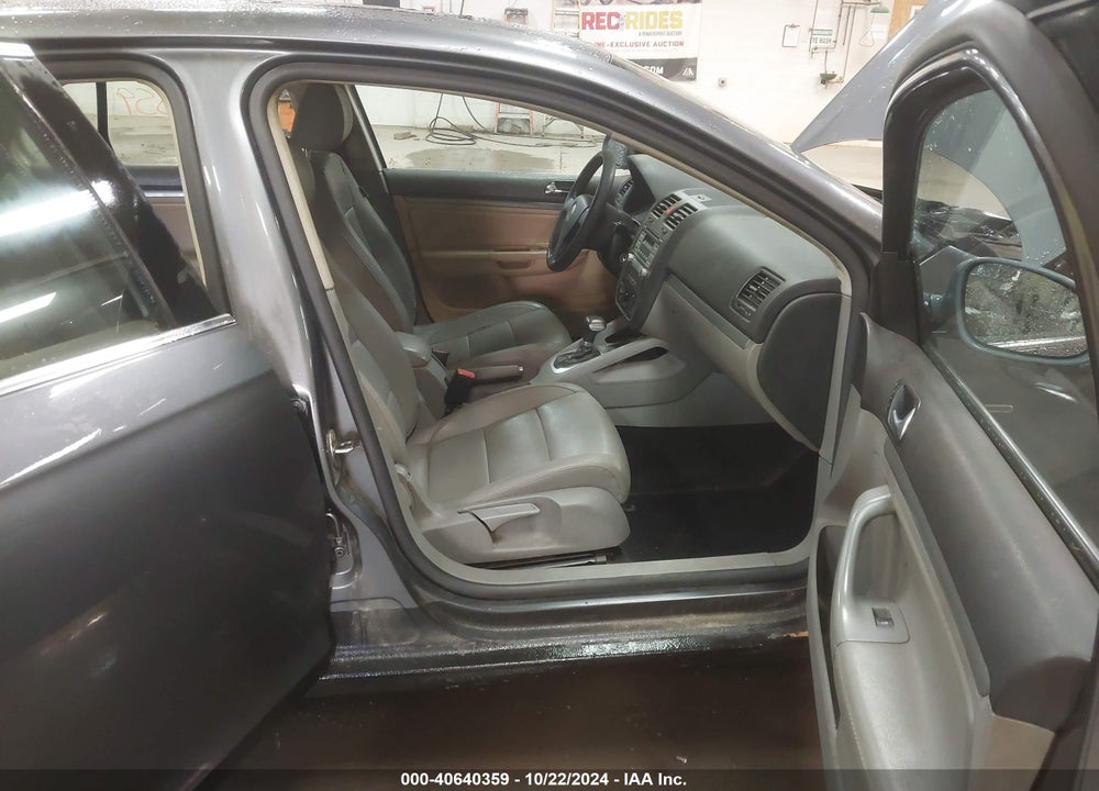 2007 VOLKSWAGEN JETTA WOLFSBURG EDITION VIN: 3VWEF71K87M132702