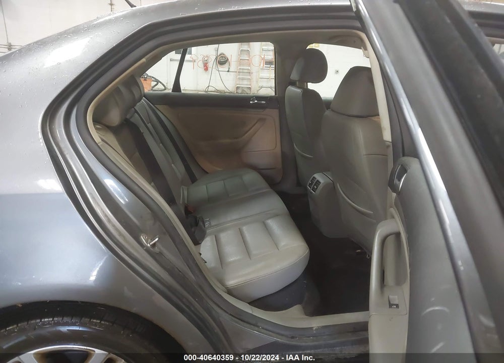 2007 VOLKSWAGEN JETTA WOLFSBURG EDITION VIN: 3VWEF71K87M132702