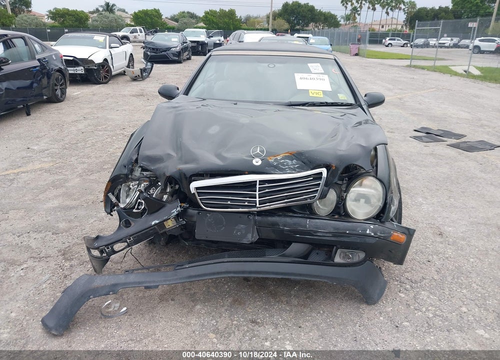 1999 MERCEDES-BENZ CLK 320 VIN: WDBLK65G1XT007238