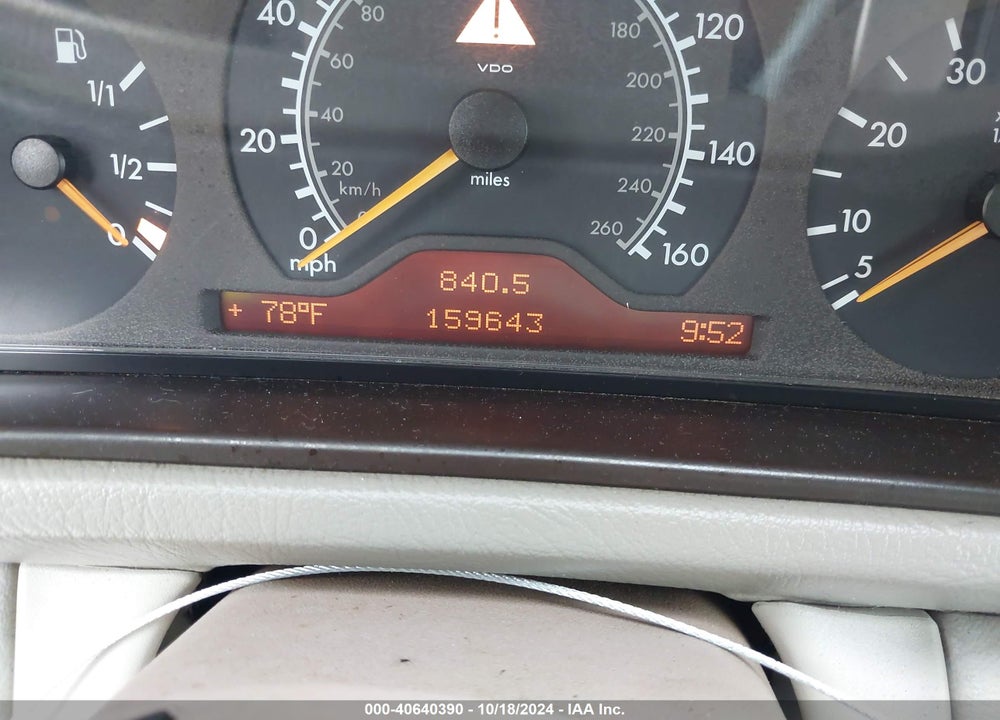 1999 MERCEDES-BENZ CLK 320 VIN: WDBLK65G1XT007238