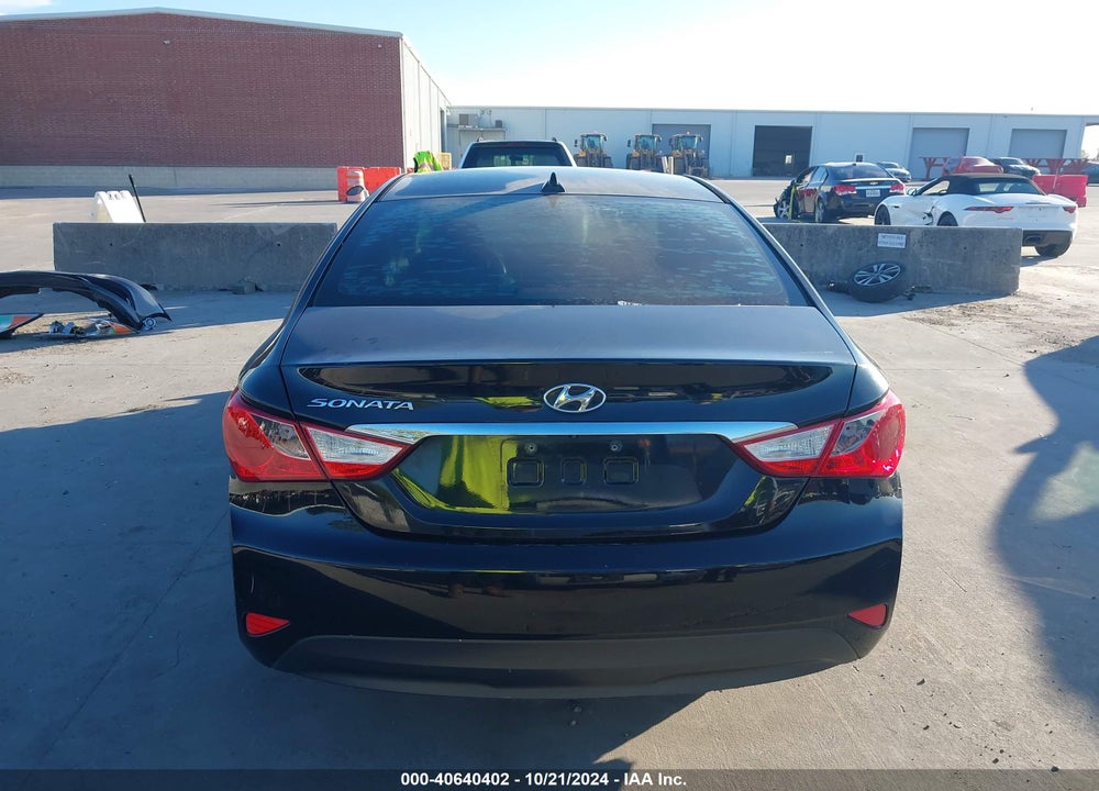 2014 HYUNDAI SONATA GLS VIN: 5NPEB4AC7EH879927