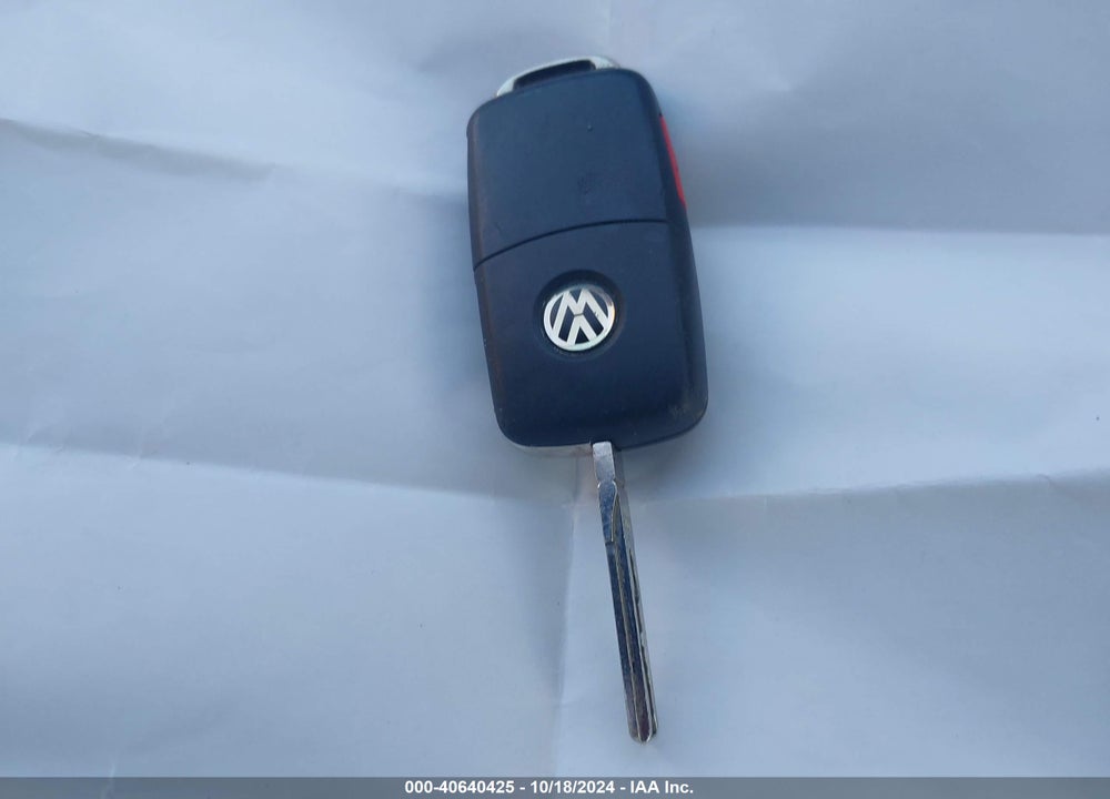 2013 VOLKSWAGEN JETTA 2.0L S VIN: 3VW2K7AJXDM413031