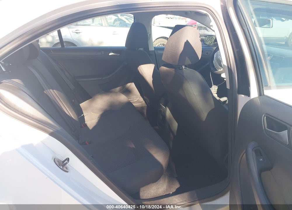 2013 VOLKSWAGEN JETTA 2.0L S VIN: 3VW2K7AJXDM413031