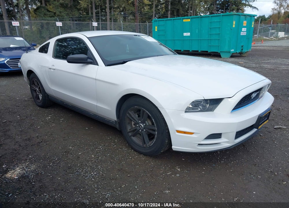 2014 FORD MUSTANG V6 VIN: 1ZVBP8AM2E5239612
