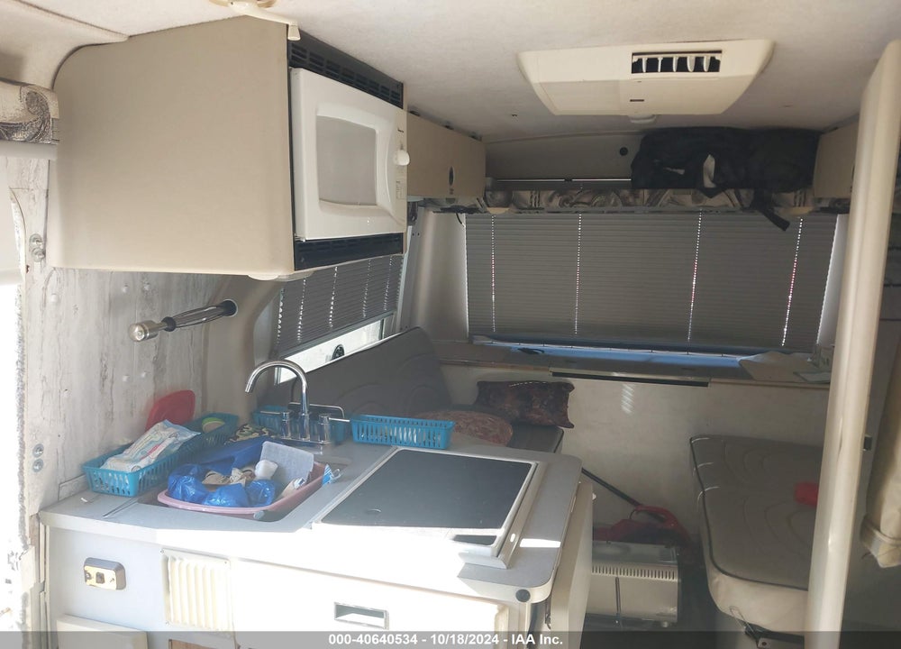 1999 VOLKSWAGEN EUROVAN MV VIN: WV3AH2704XH091975