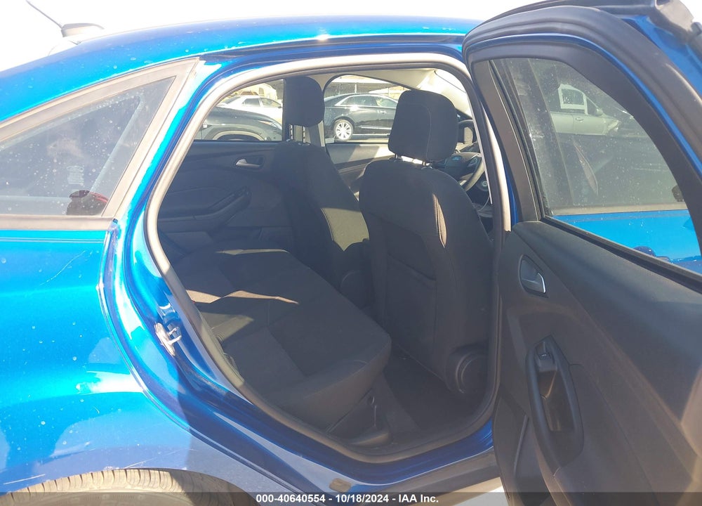 2018 FORD FOCUS SE VIN: 1FADP3F21JL286793