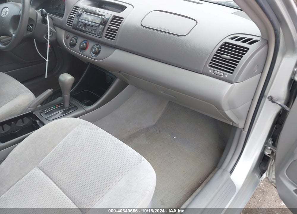 2004 TOYOTA CAMRY LE VIN: 4T1BE32K24U912424