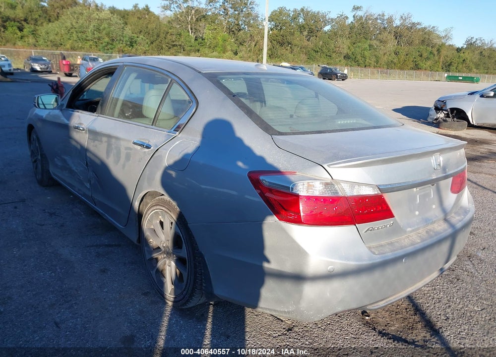 2015 HONDA ACCORD EX-L VIN: 1HGCR2F89FA090281