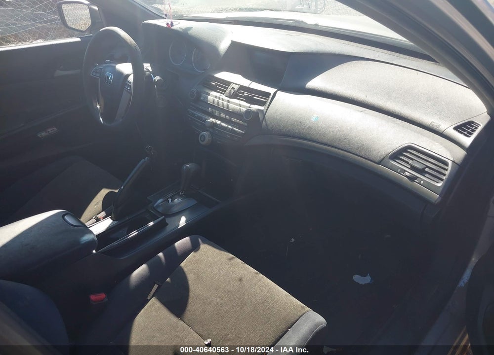 2010 HONDA ACCORD 2.4 LX VIN: 1HGCP2F39AA176029