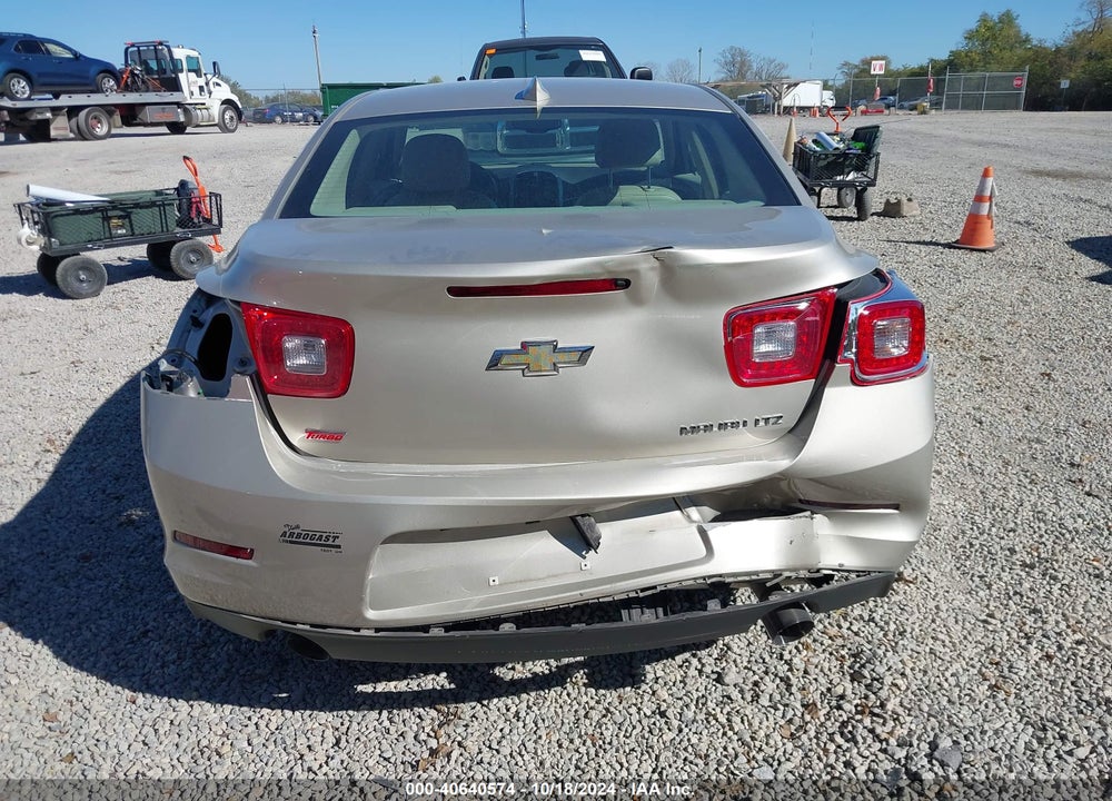 2015 CHEVROLET MALIBU 2LZ VIN: 1G11G5SX1FF327822