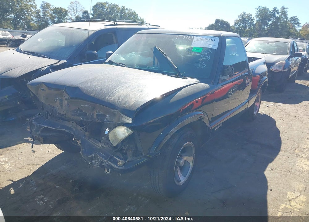 2002 CHEVROLET S-10 LS VIN: 1GCCS14W228262926