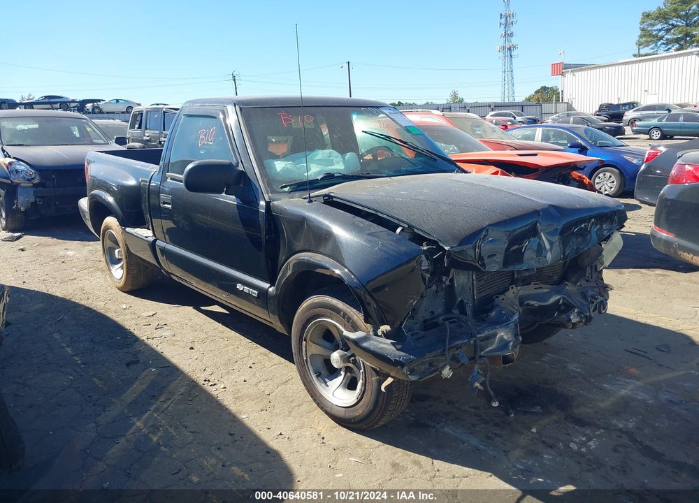2002 CHEVROLET S-10 LS VIN: 1GCCS14W228262926