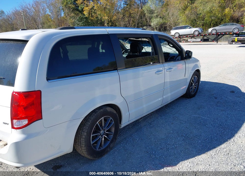2017 DODGE GRAND CARAVAN SXT VIN: 2C4RDGCG6HR682462