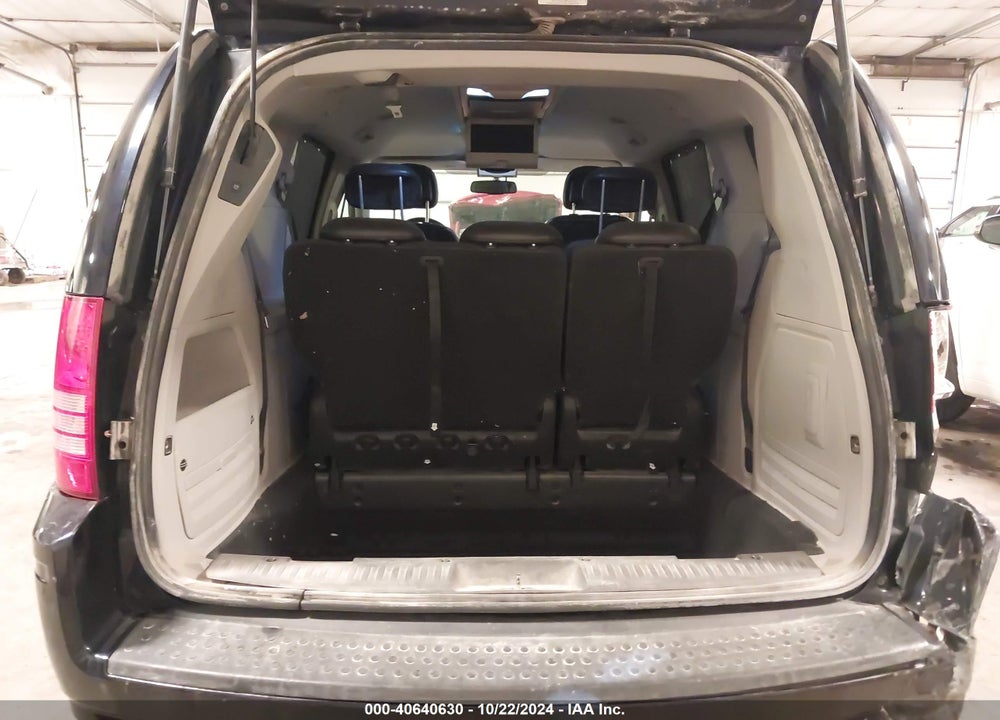 2010 CHRYSLER TOWN & COUNTRY TOURING PLUS VIN: 2A4RR8DX3AR481124