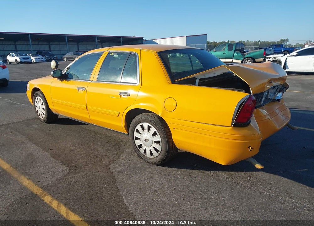 2011 FORD CROWN VICTORIA POLICE INTERCEPTOR VIN: 2FABP7BV7BX103075