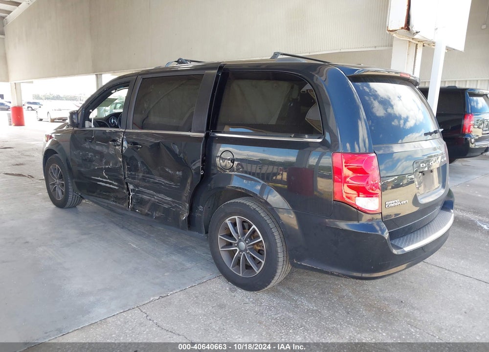 2017 DODGE GRAND CARAVAN SXT VIN: 2C4RDGCG1HR790018
