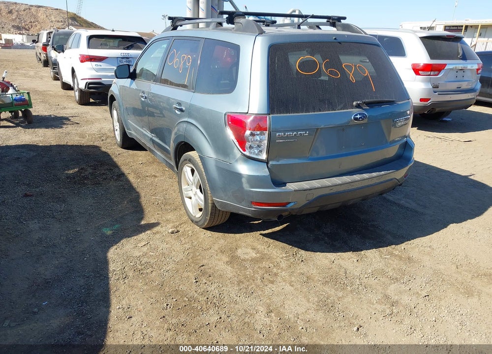 2010 SUBARU FORESTER 2.5X PREMIUM VIN: JF2SH6CC8AH911157
