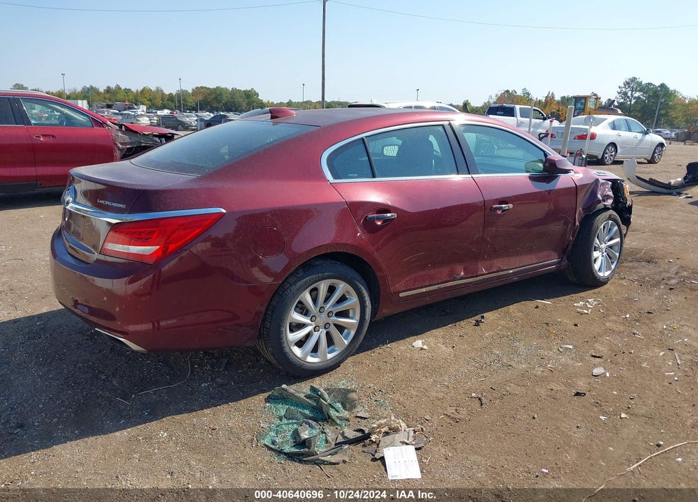 2016 BUICK LACROSSE VIN: 1G4GA5G34GF101618
