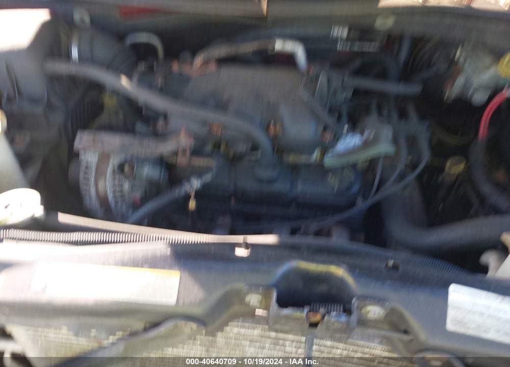 2008 CHRYSLER TOWN & COUNTRY LX VIN: 2A8HR44HX8R799117