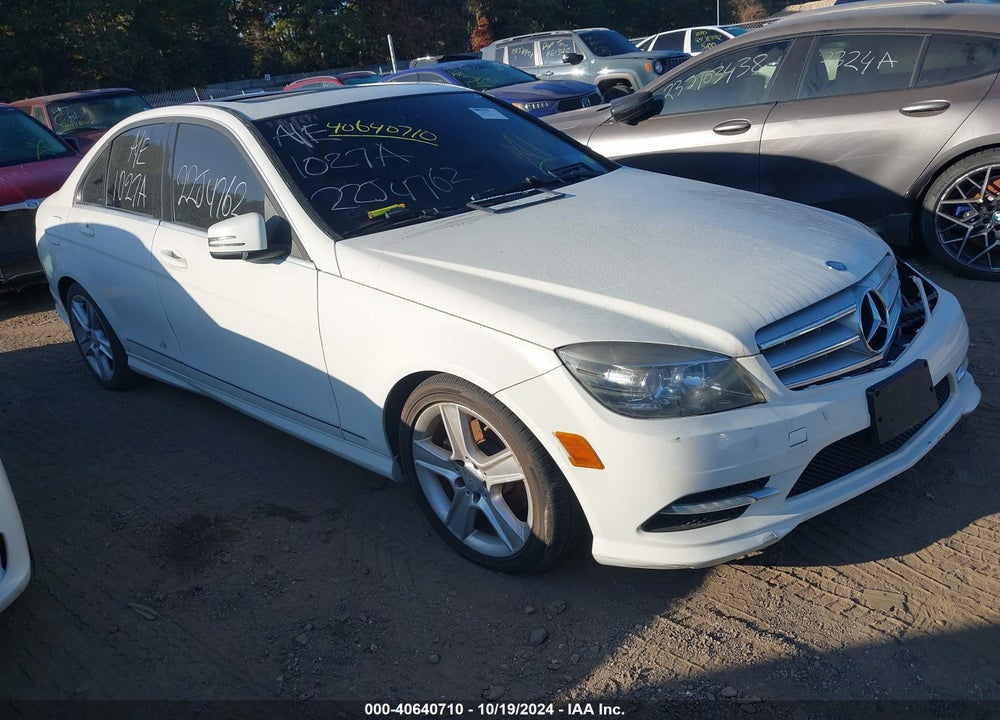 2011 MERCEDES-BENZ C 300 LUXURY 4MATIC/SPORT 4MATIC VIN: WDDGF8BB1BR147300