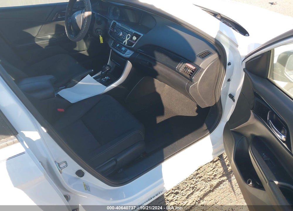 2015 HONDA ACCORD SPORT VIN: 1HGCR2F51FA041355