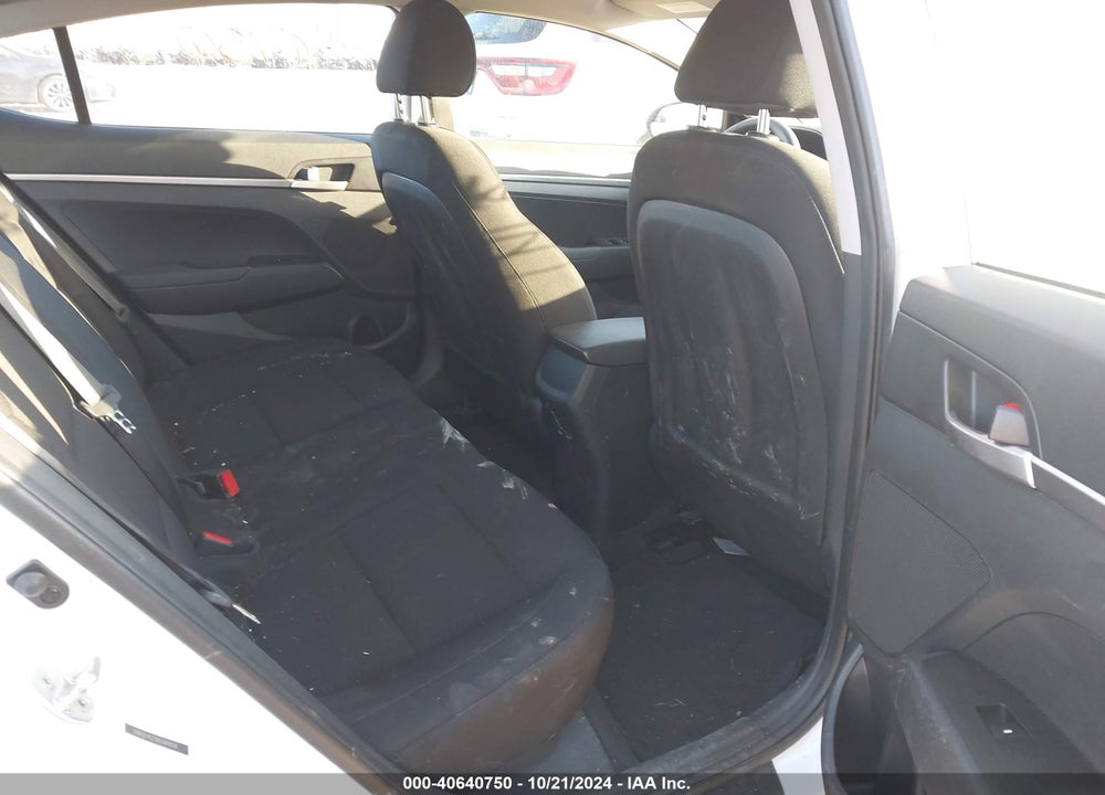 2019 HYUNDAI ELANTRA SE VIN: 5NPD74LF4KH490114