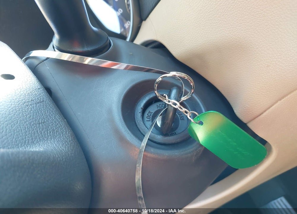 2013 HYUNDAI ELANTRA GLS VIN: KMHDH4AE8DU482979