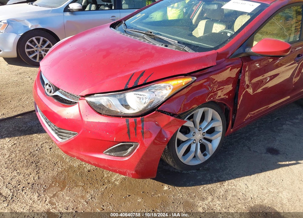 2013 HYUNDAI ELANTRA GLS VIN: KMHDH4AE8DU482979