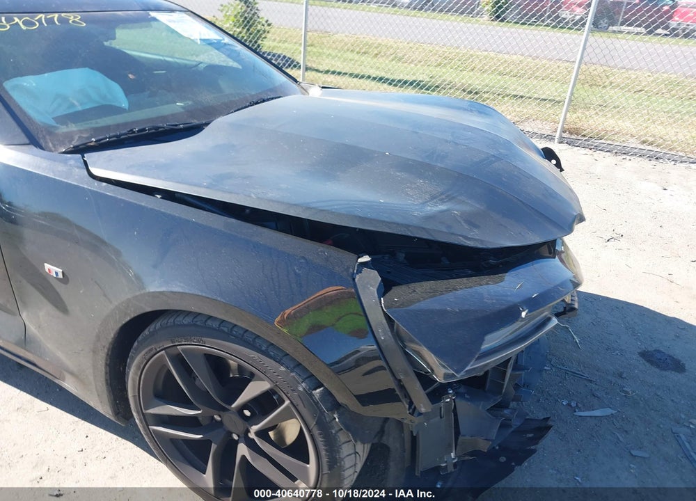 2017 CHEVROLET CAMARO 1LS VIN: 1G1FA1RS4H0213717