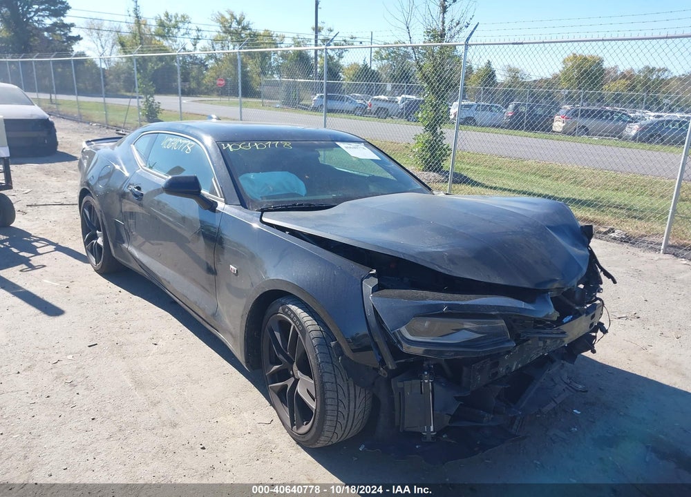 2017 CHEVROLET CAMARO 1LS VIN: 1G1FA1RS4H0213717