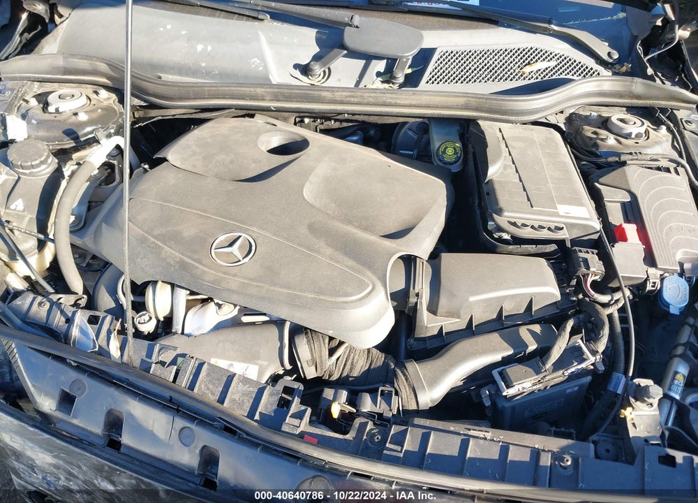 2015 MERCEDES-BENZ GLA 250 VIN: WDCTG4EB1FJ122776