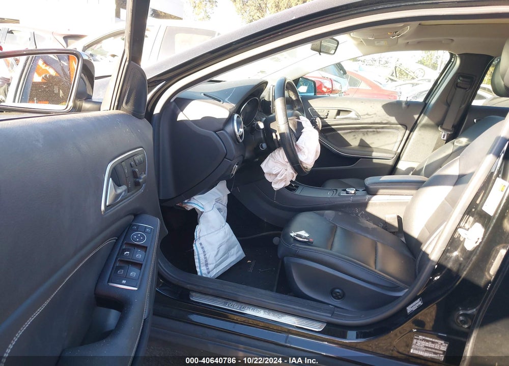 2015 MERCEDES-BENZ GLA 250 VIN: WDCTG4EB1FJ122776