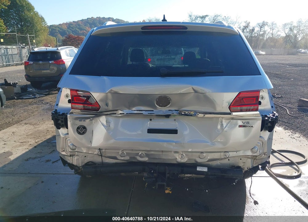 2018 VOLKSWAGEN ATLAS 3.6L V6 SE VIN: 1V2KR2CA1JC563409