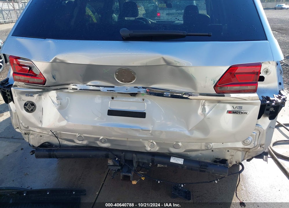 2018 VOLKSWAGEN ATLAS 3.6L V6 SE VIN: 1V2KR2CA1JC563409