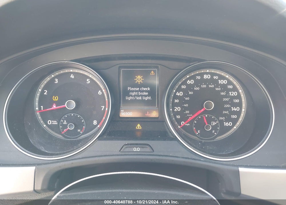 2018 VOLKSWAGEN ATLAS 3.6L V6 SE VIN: 1V2KR2CA1JC563409
