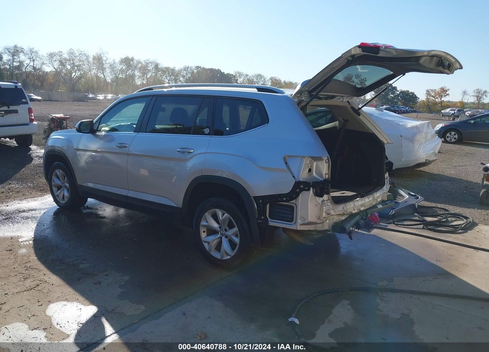 2018 VOLKSWAGEN ATLAS 3.6L V6 SE VIN: 1V2KR2CA1JC563409