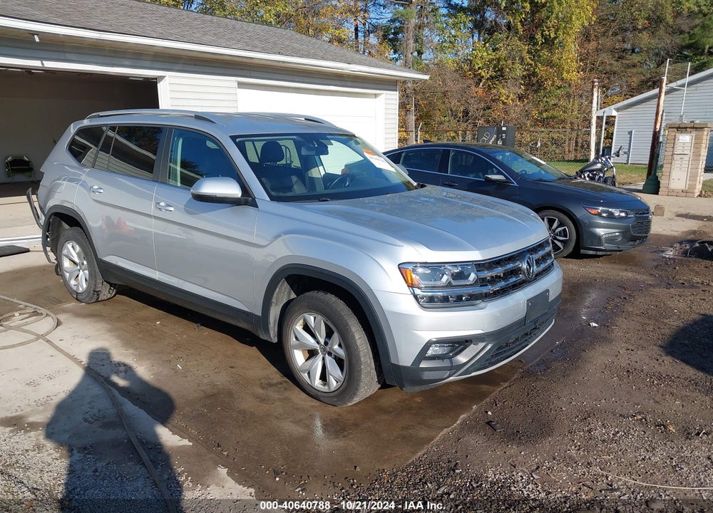 2018 VOLKSWAGEN ATLAS 3.6L V6 SE VIN: 1V2KR2CA1JC563409